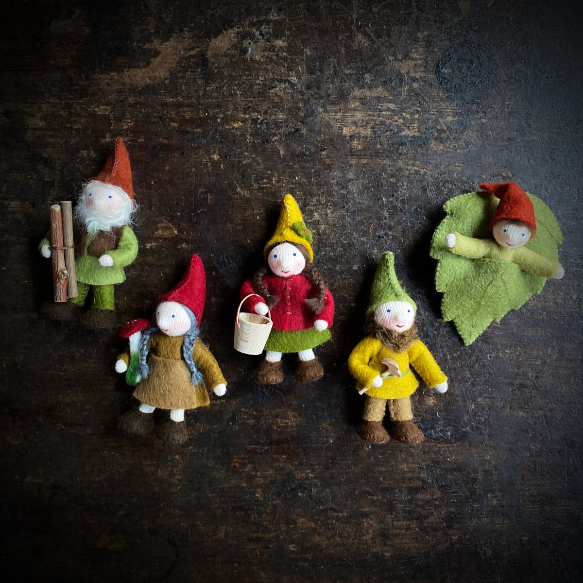 Gnome en laine fait main - Bébé